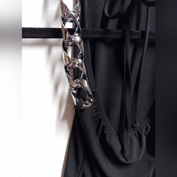 Bnwt (S) chain strap tank top w/tie at back neck (pewter plastic light chains) - Picture 3 of 6